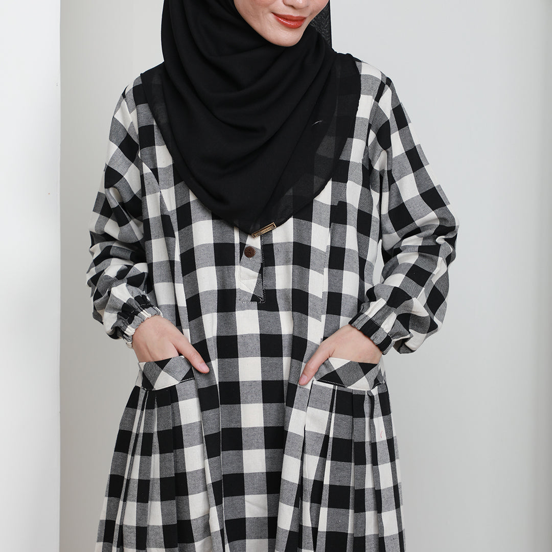 AMNA CHECKERED DRESS  - AN01