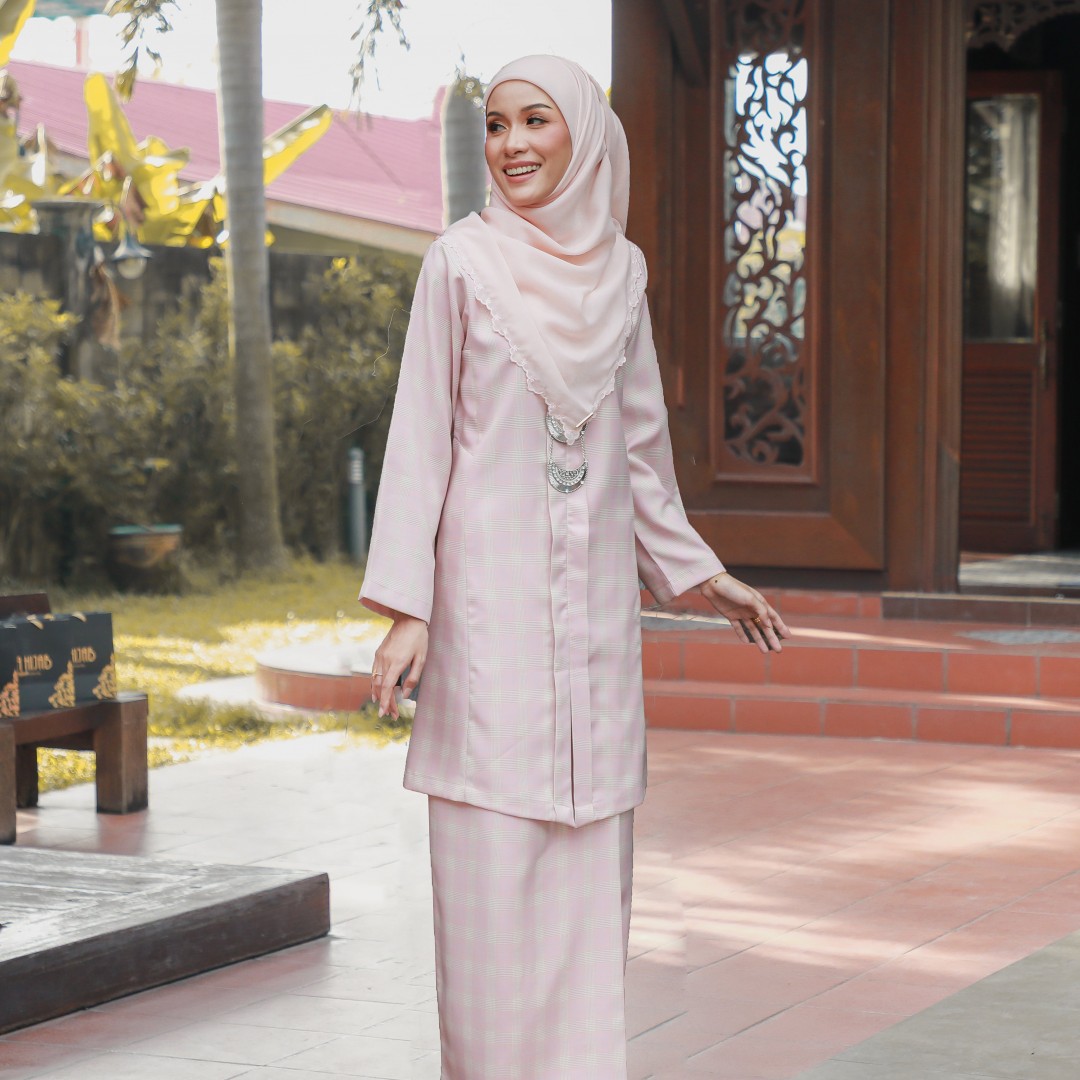 KEBARUNG MALEEQA - MAL02