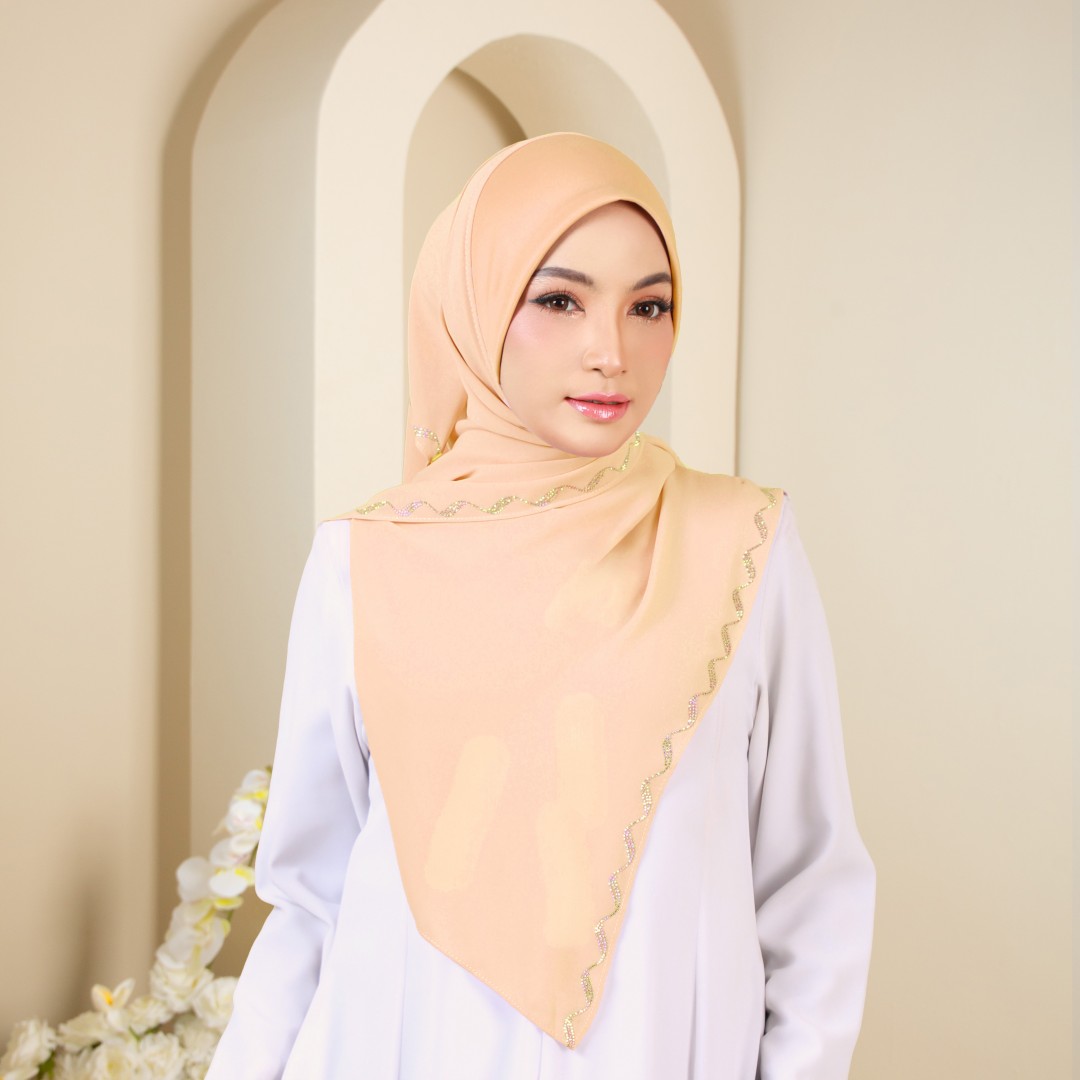 HANIS DIAMOND - HPD21 (CARROT MILK)