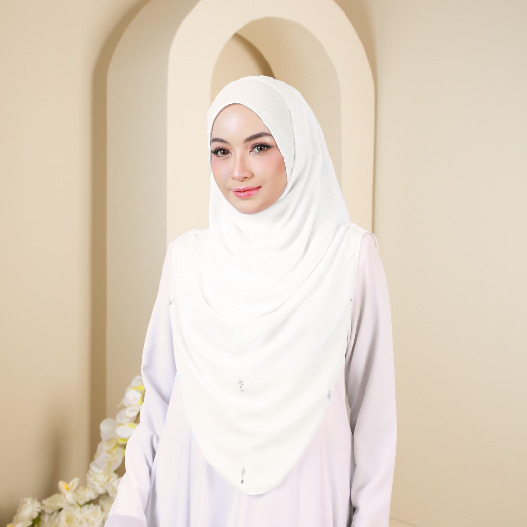 HUMAIRA PLAIN LUXE- HPL01 (OFF WHITE)