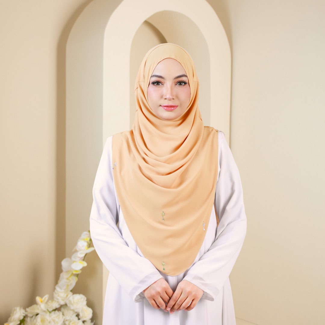 HUMAIRA PLAIN LUXE- HPL06 (PEANUT)