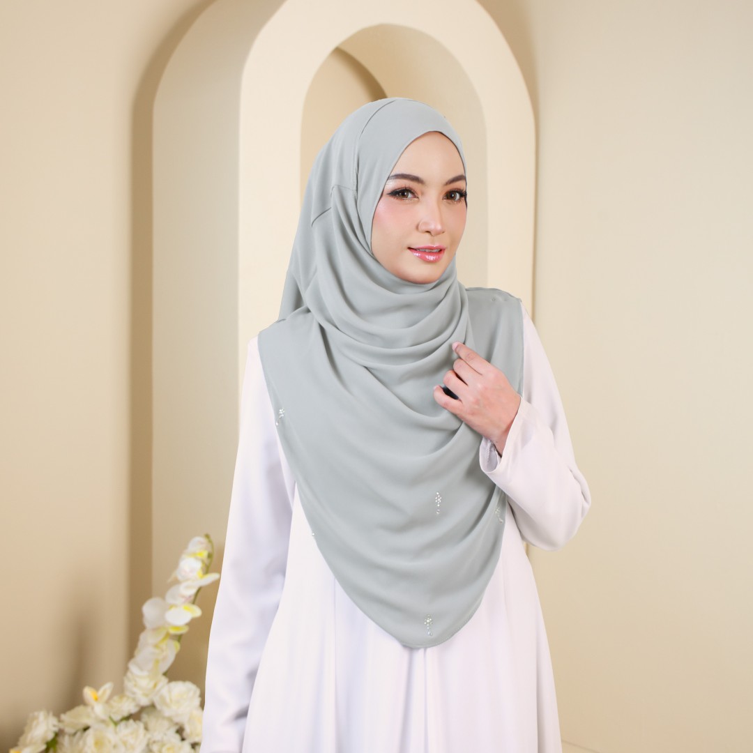 HUMAIRA PLAIN LUXE- HPL09 (LIGHT GREY)