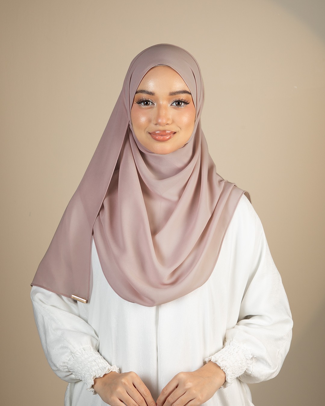 QAIRA BASIC - QB98 (SOFT TRUFFLE)