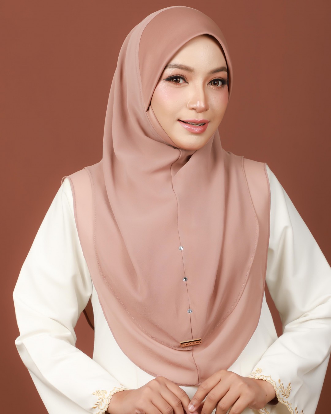 RAUDHAH PLAIN - RP07 (CASHEW)