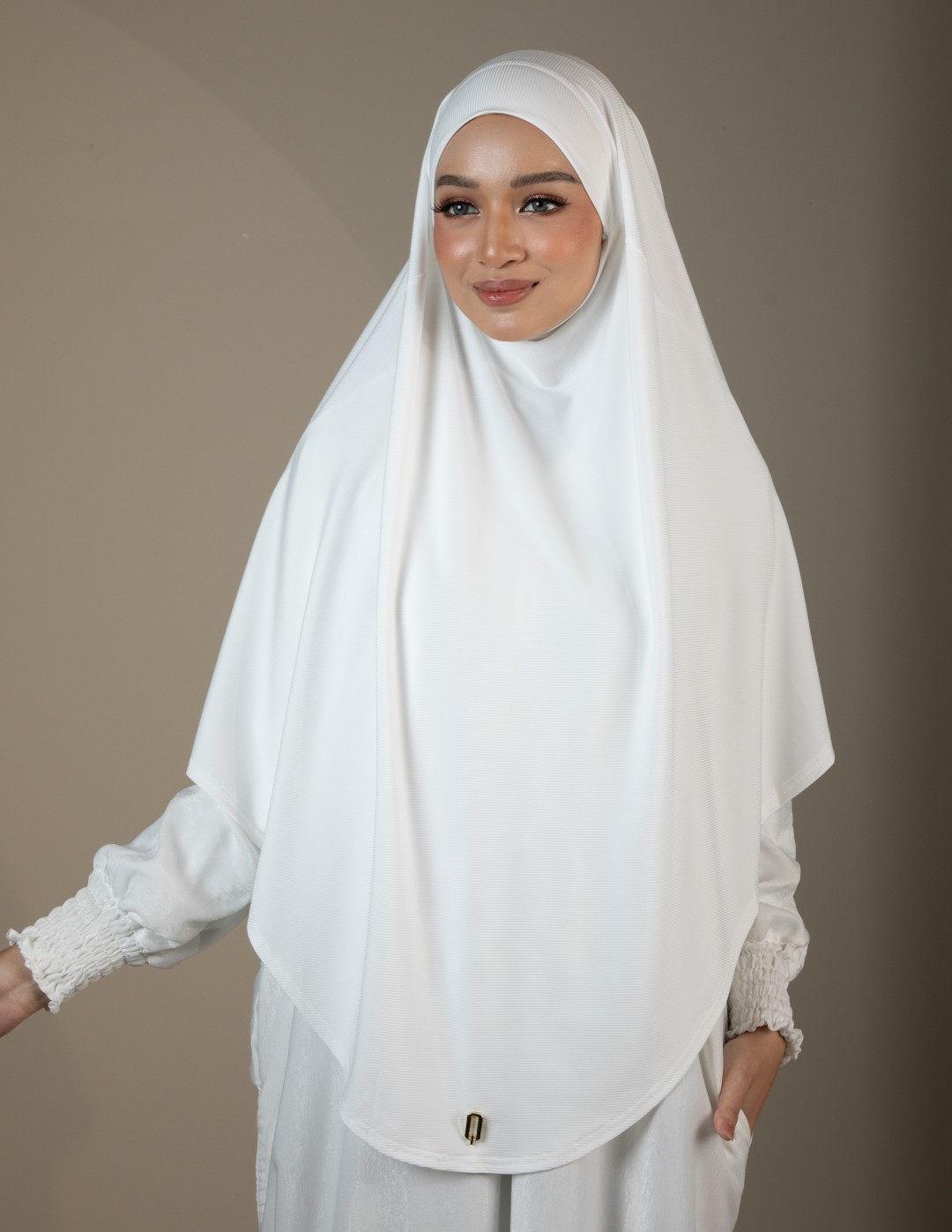 UMRA PLAIN - UM01 (WHITE)
