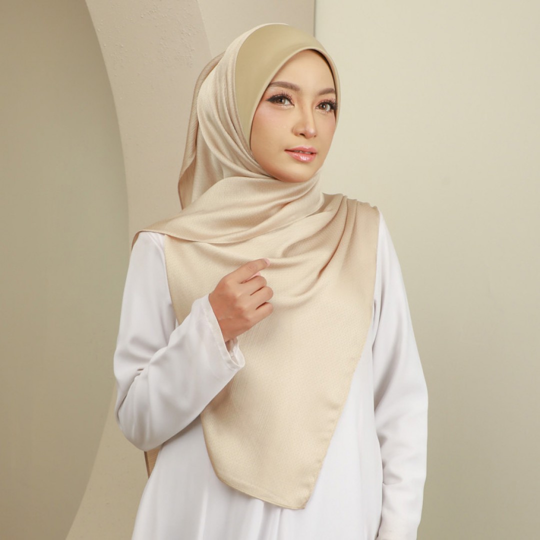HANIS SATIN LUXE - HSR07 (CASHEW)