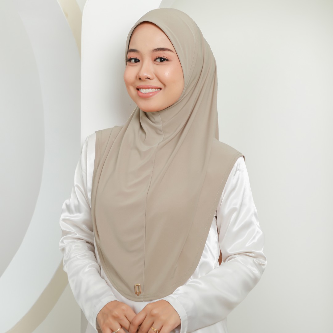 DEENA - DEE48 ALMOND