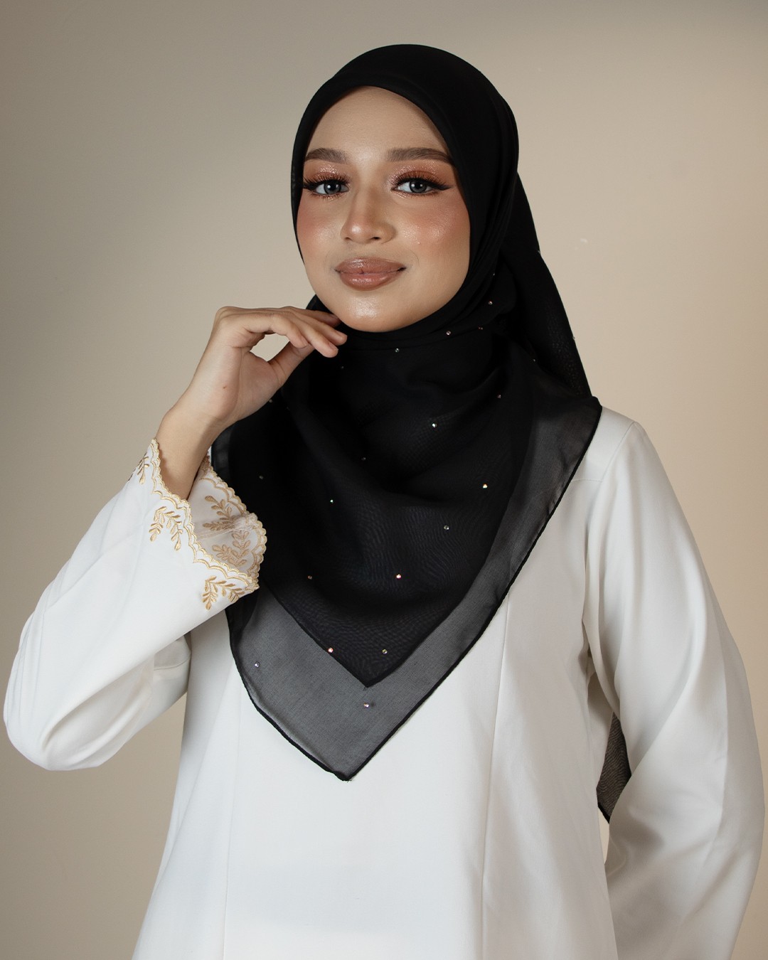 QAIRA BAWAL PLAIN - QAP21(BLACK)