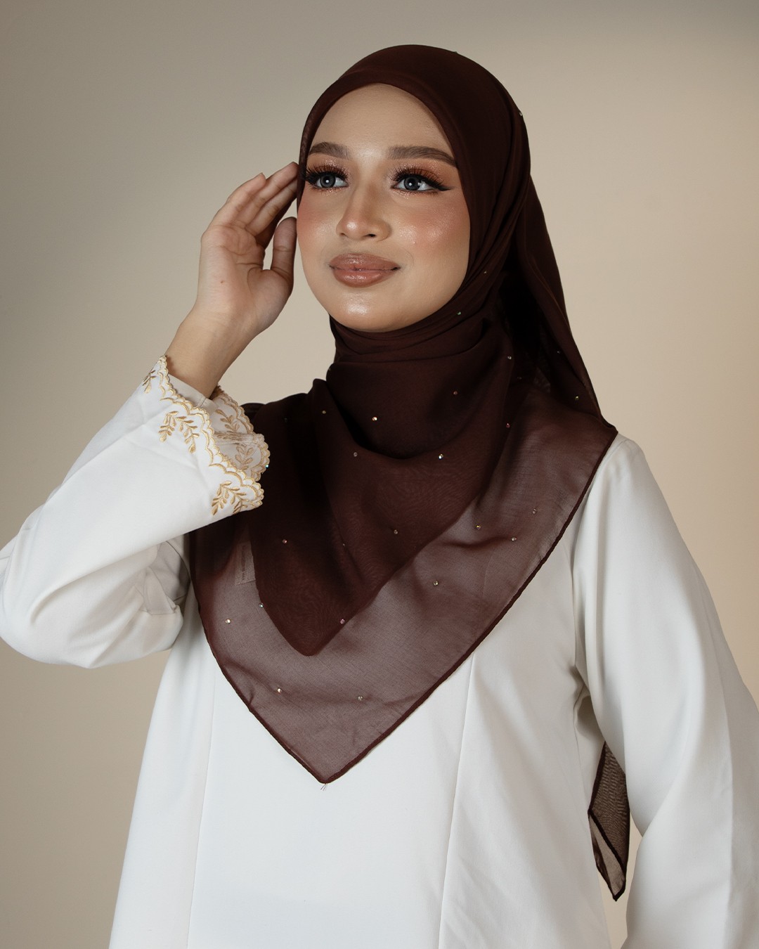 QAIRA BAWAL PLAIN - QAP18(RICH BROWN)
