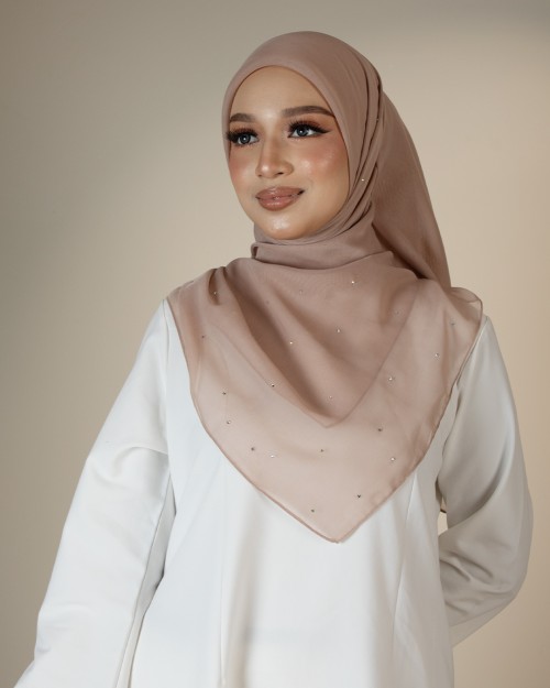 QAIRA BAWAL PLAIN - QAP06(LATTE)